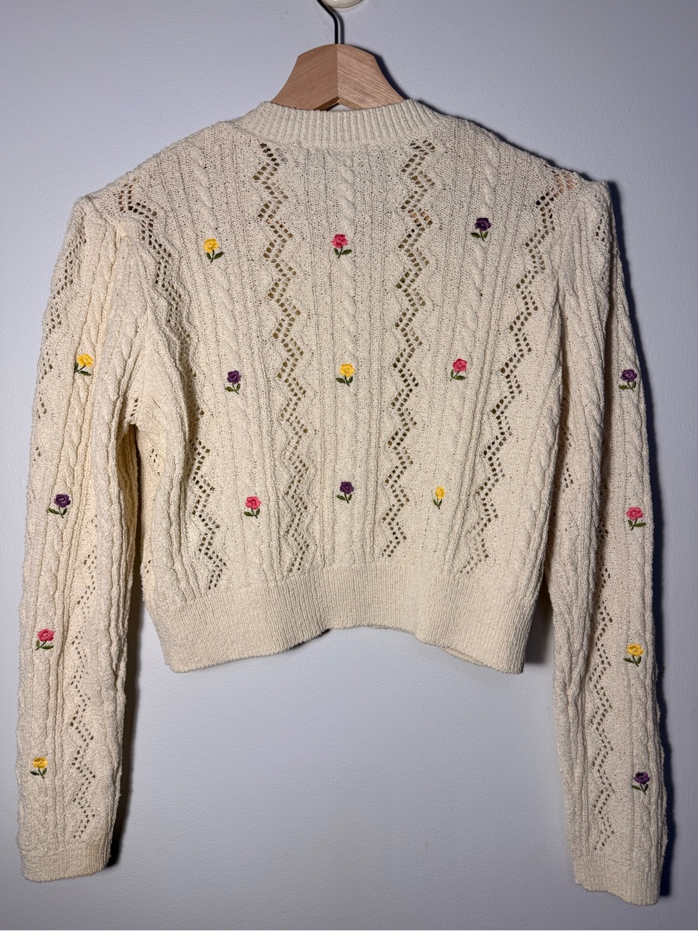 Zara Cream Knit Cardigan with Tiny Flower Embroidery size S - Picture 5 of 8